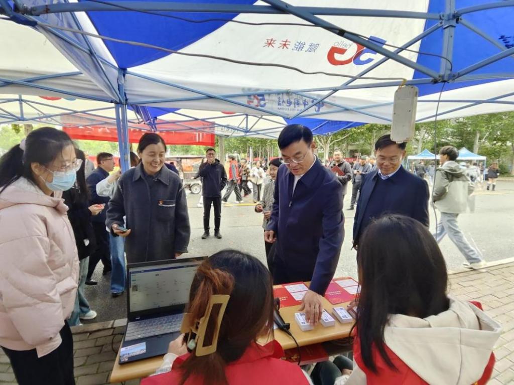 秋雨润初心 温情迎新生---临床医学系圆满完成2025级迎新工作